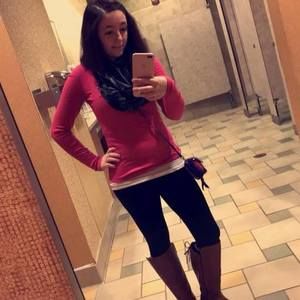 Meet your Posher, Kelly